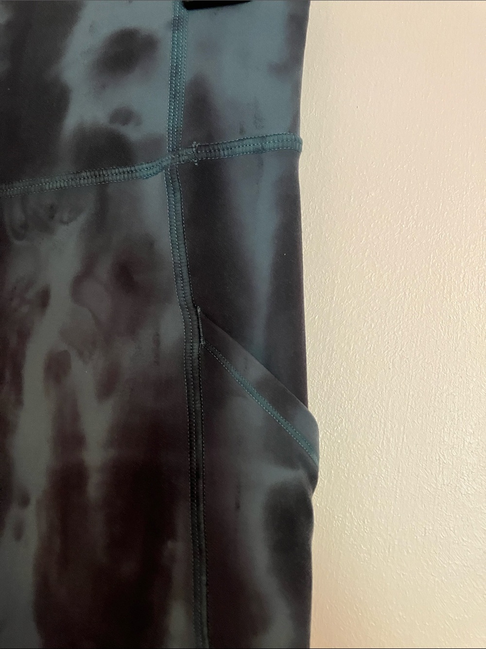 Lululemon Wunder train tie dye leggings - Picture 3 of 10
